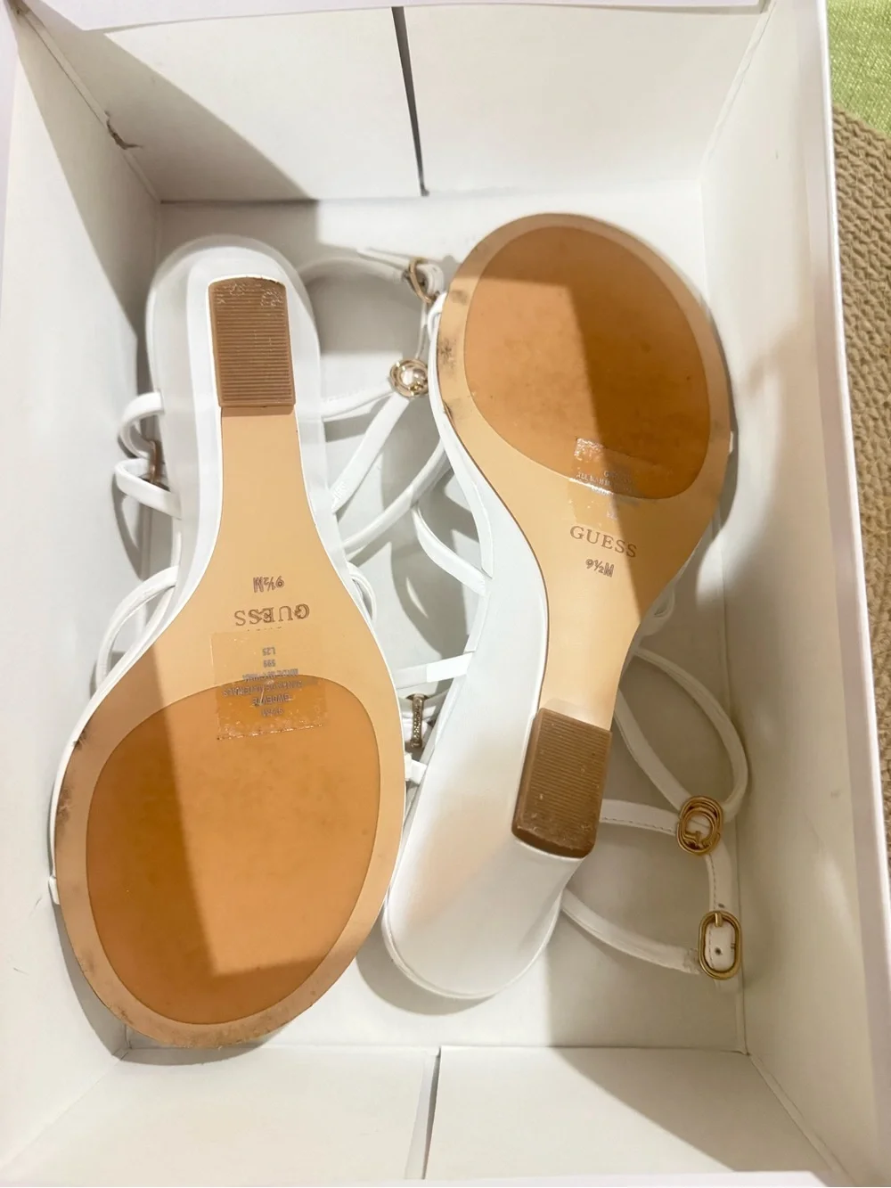 Guess chic wedge